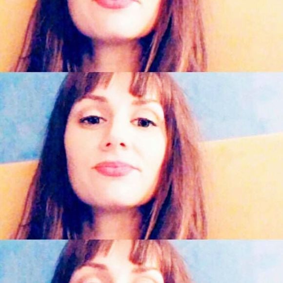 Meet your Posher, Danielle - Picture 1 of 1